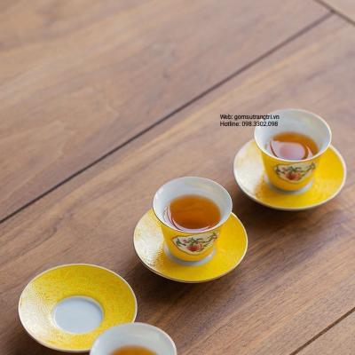 BỘ ẤM CHÉN QUẢ ĐÀO MEN VÀNG